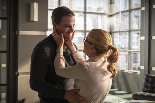 The Arrow Fans Are Still Not Over the Finale's Stupidest Plot Twist - image 2