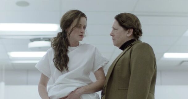 4 The Handmaid’s Tale Storylines That Are Horribly Close To Reality - image 3