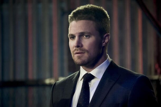 Stephen Amell Gives OG Suits Fans Even More Reasons to Trash Him - image 2