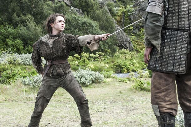 Maisie Williams Suffered a Real-Life Injury Because of Her Game of Thrones Character - image 2