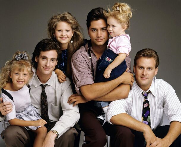 John Stamos Fired Olsen Twins From Full House For The Most Ridiculous Reason - image 1