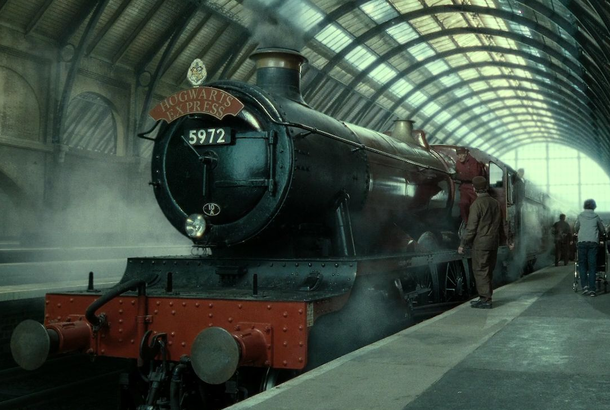 Harry Potter Makes No Sense: Why Do Wizards Use Cameras but Reject Pens? - image 2