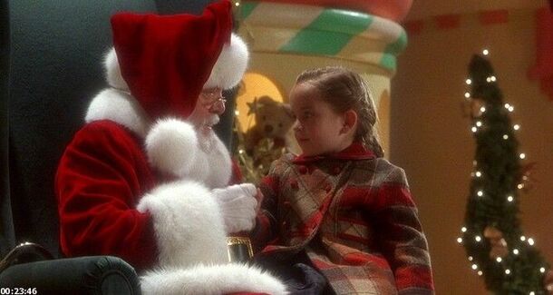 Relive the Magic of Christmas Past With These Classic Films - image 1