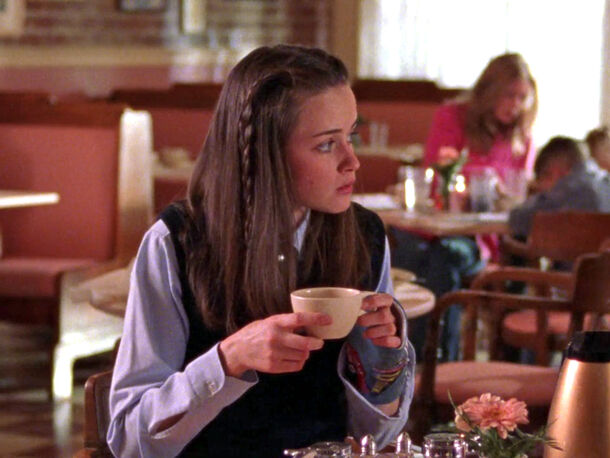 5 Simple Reasons You Need to Binge Gilmore Girls This Fall, Ranked - image 2