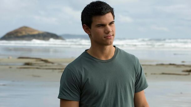 Taylor Lautner and 4 Other Actors Whose Career Was Killed by Fierce Criticism - image 5